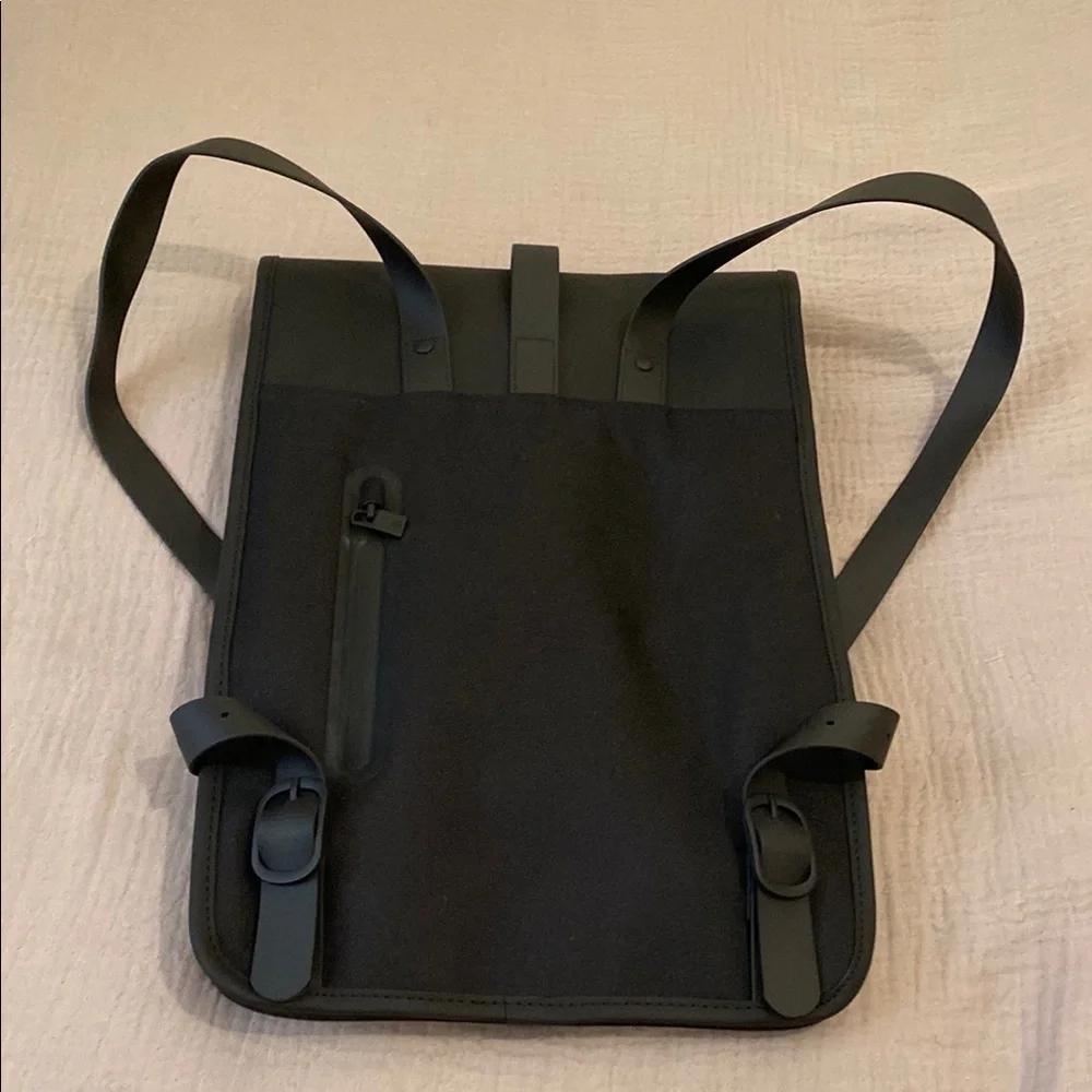 Rains Fox Black Laptop Backpack. Unisex model